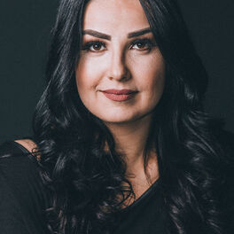 Artist picture of Fernanda Madaloni