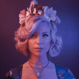 Artist picture of Stephanie Mabey