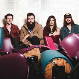 Artist picture of Houndmouth