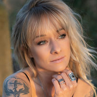 Christin Stark Albums Songs Playlists Listen On Deezer Christin Stark Albums Songs Playlists Listen On Deezer