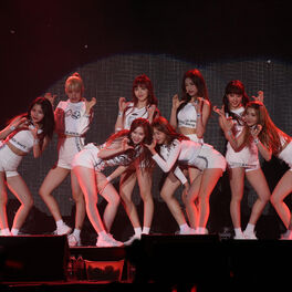Artist picture of Weki Meki