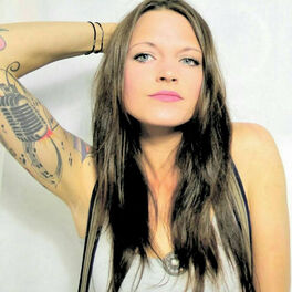 Artist picture of Elaine Winter