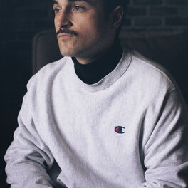 Champion sweater montreal clearance letra