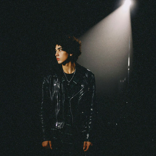 Amirchik: albums, songs, playlists | Listen on Deezer