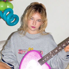 Artist picture of Mallrat