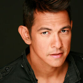Artist picture of Gary Valenciano