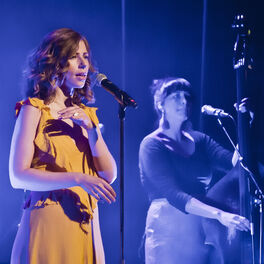 Artist picture of Lake Street Dive