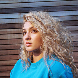 Artist picture of Tori Kelly