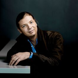 Artist picture of Denis Kozhukhin