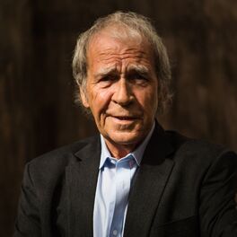 Artist picture of Finbar Furey