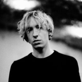 Artist picture of Daniel Avery