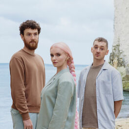 Artist picture of Clean Bandit