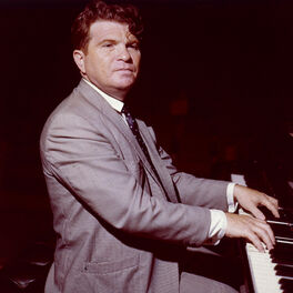 Artist picture of Emil Gilels