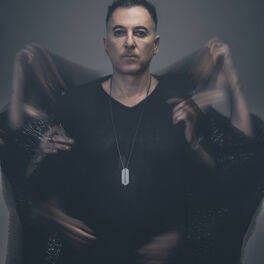Artist picture of Dubfire