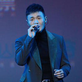 Artist picture of Ronghao Li