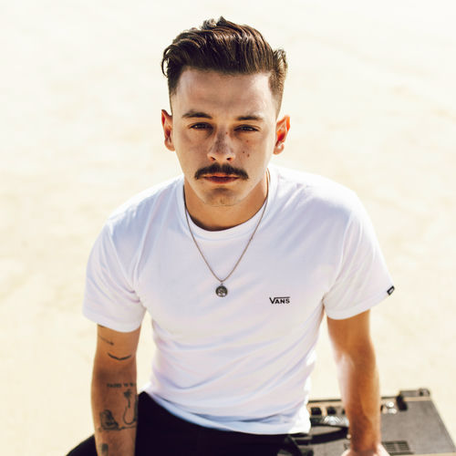 Barto: albums, songs, playlists | Listen on Deezer