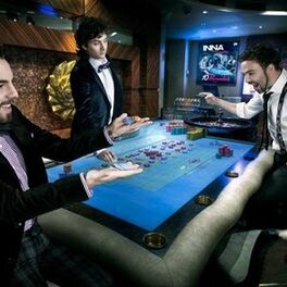 Play & Win