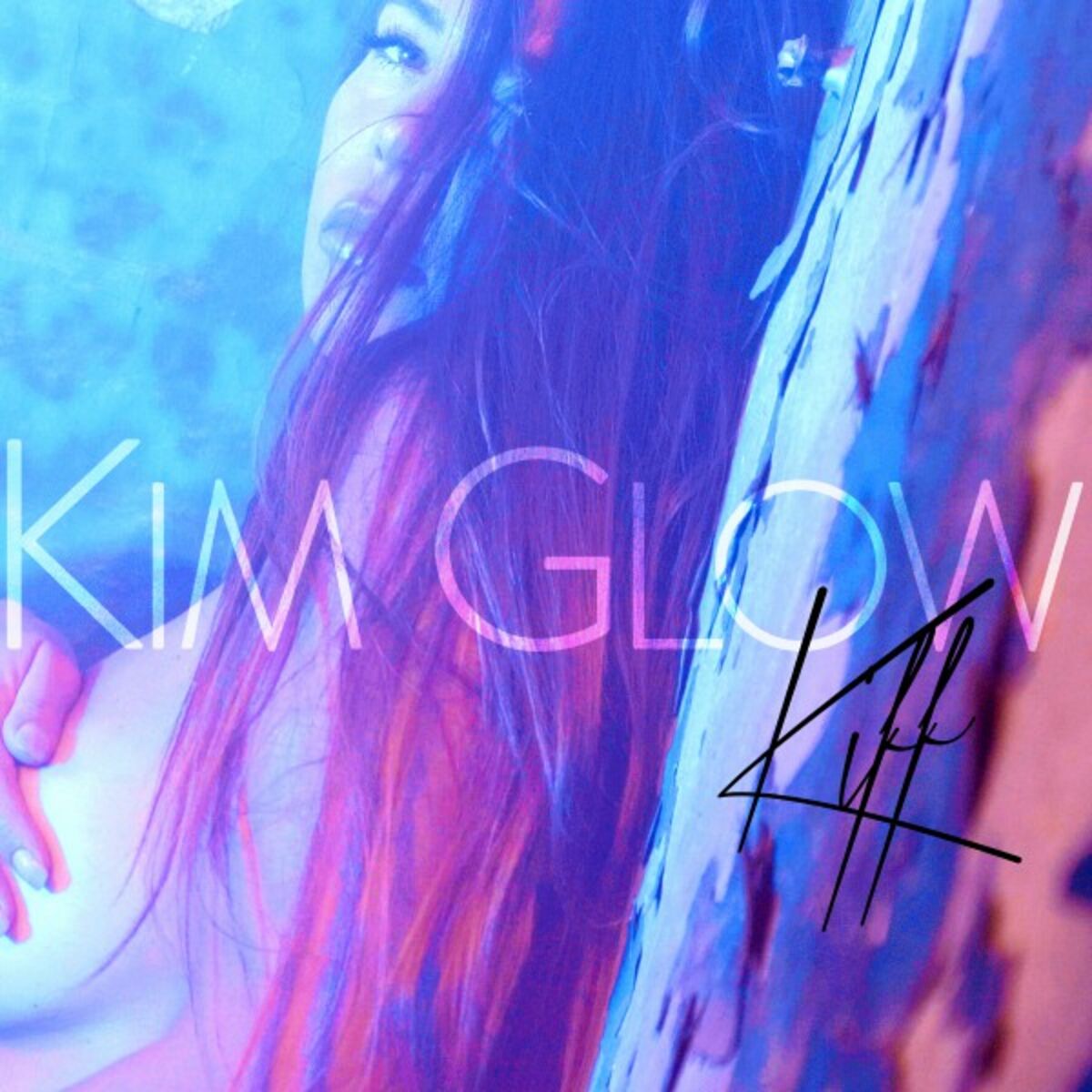 Kim Glow: albums, songs, playlists | Listen on Deezer