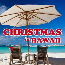 Album cover of Christmas in Hawaii, The Best of Traditional Hawaiian Music for the Holiday Vacation