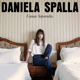 Album cover of Camas Separadas