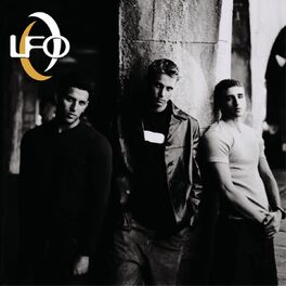 98 Degrees And Rising CD WITH CASE AND ARTWORK BUY 2 GET 1 FREE 