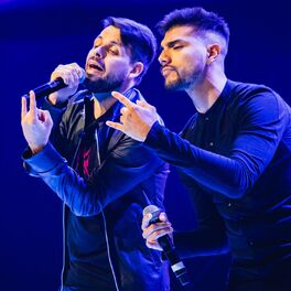 Album picture of Baile Con Amigos, Vol. 1: Respetemos el Duelo / La Díficil (Live)
