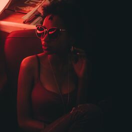 Album cover of Womanizer (feat. HALUNA)