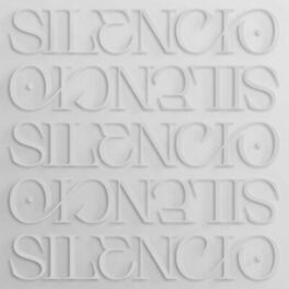 Album cover of Silencio (feat. Petit Bambú)