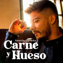 Album cover of Carne y Hueso