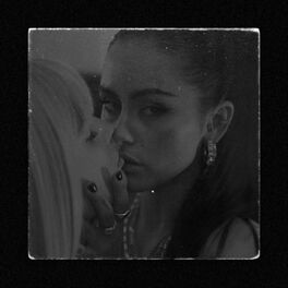 Album cover of hurt u