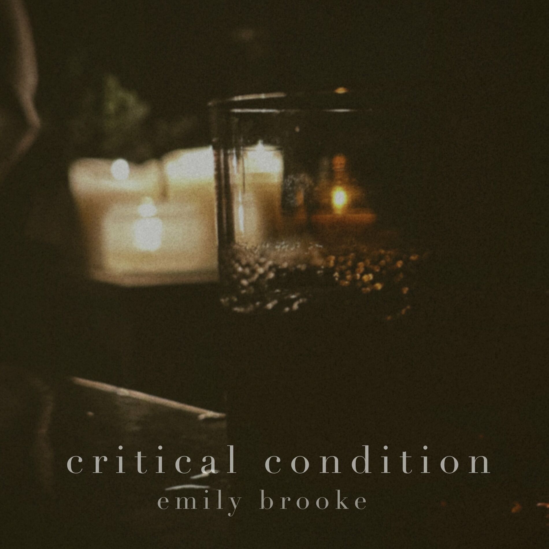 Emily Brooke: albums, songs, playlists | Listen on Deezer