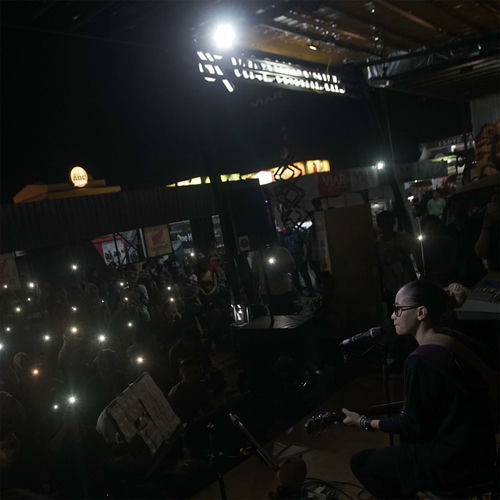 Nufi Wardhana Wonderwall Live Cover Version Listen With Lyrics Deezer Nufi Wardhana Wonderwall Live Cover Version Listen With Lyrics Deezer