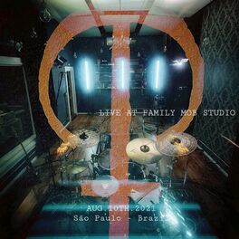 Album cover of Live At Family Mob Studio