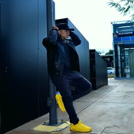 25 Ways To Style Yellow Sneakers - Brighten Your Day