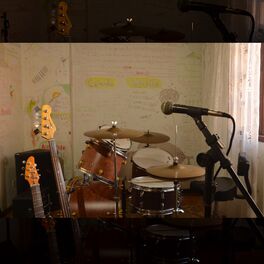 Album picture of Em Quietudes