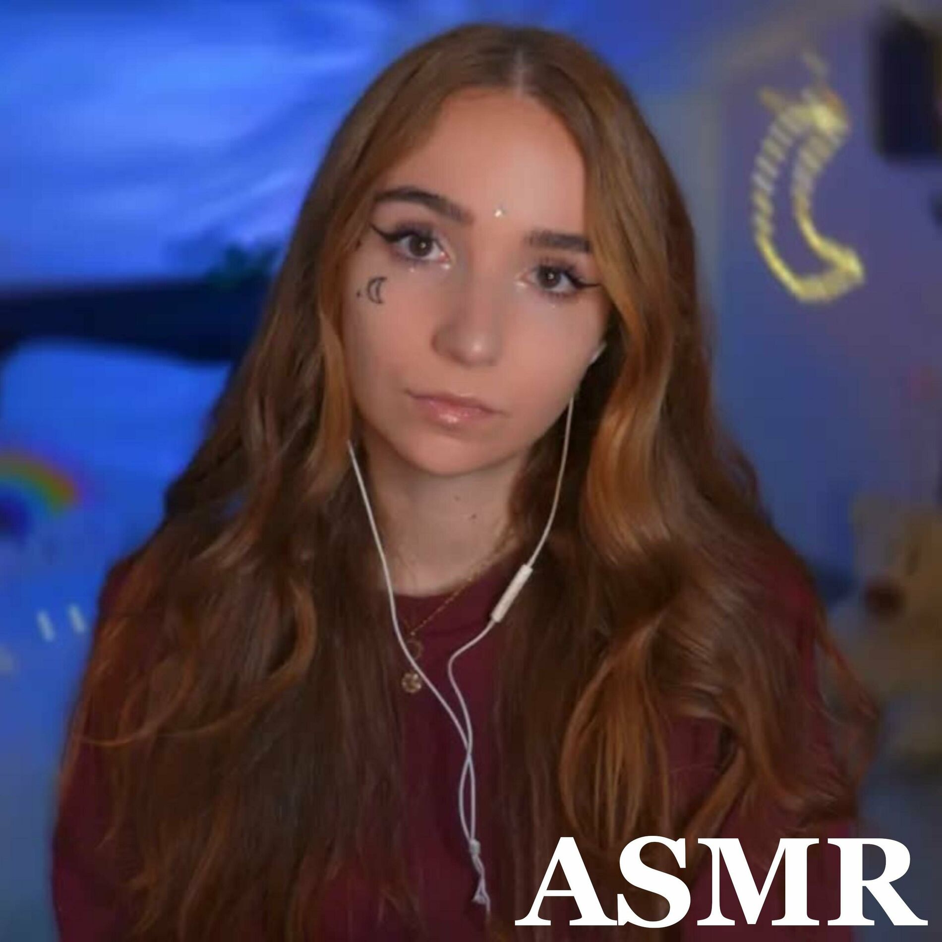 Alteanne ASMR - Je réagis à mes ANCIENNES VIDEOS: тексты и песни | Deezer