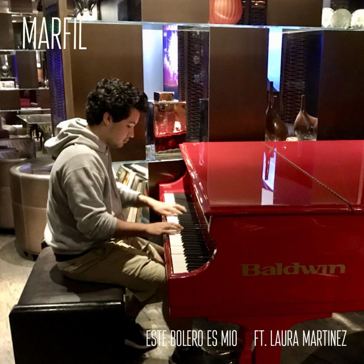 Laura Martinez: albums, songs, playlists | Listen on Deezer