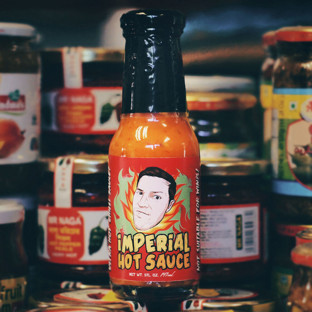 Hot sauce. Соус meet. Imperial hot Sauce. Hot Sauce люди.