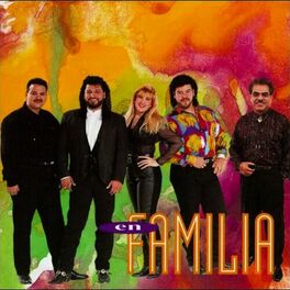 Album cover of En Familia
