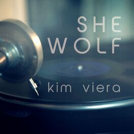 Album cover of She Wolf (Falling to Pieces)