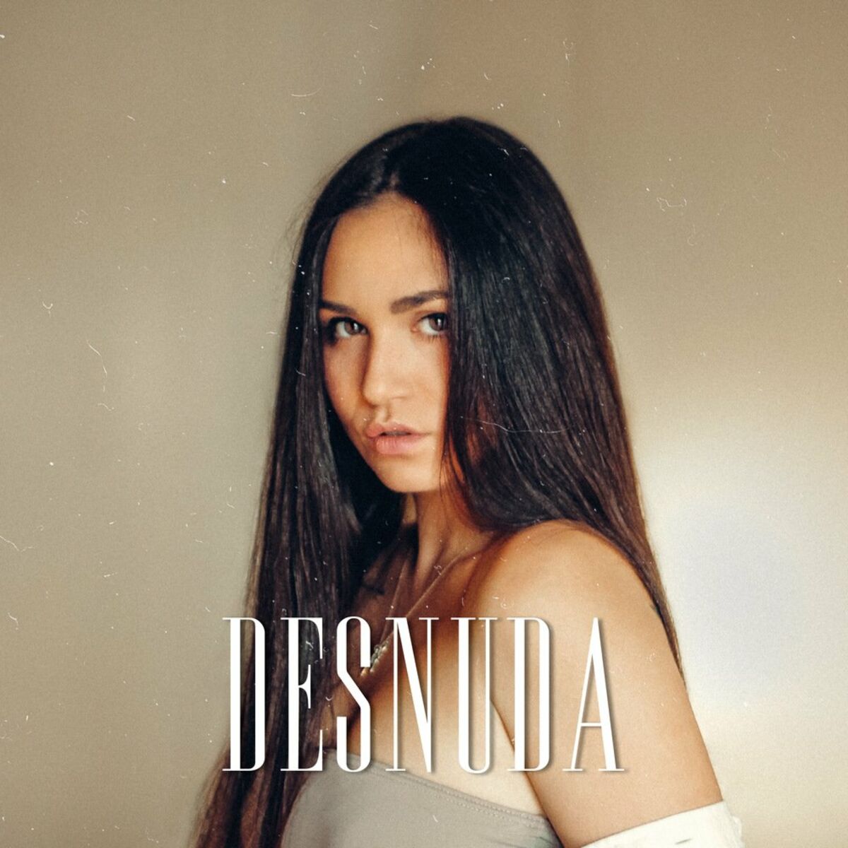 Carolina García - Desnuda: lyrics and songs | Deezer