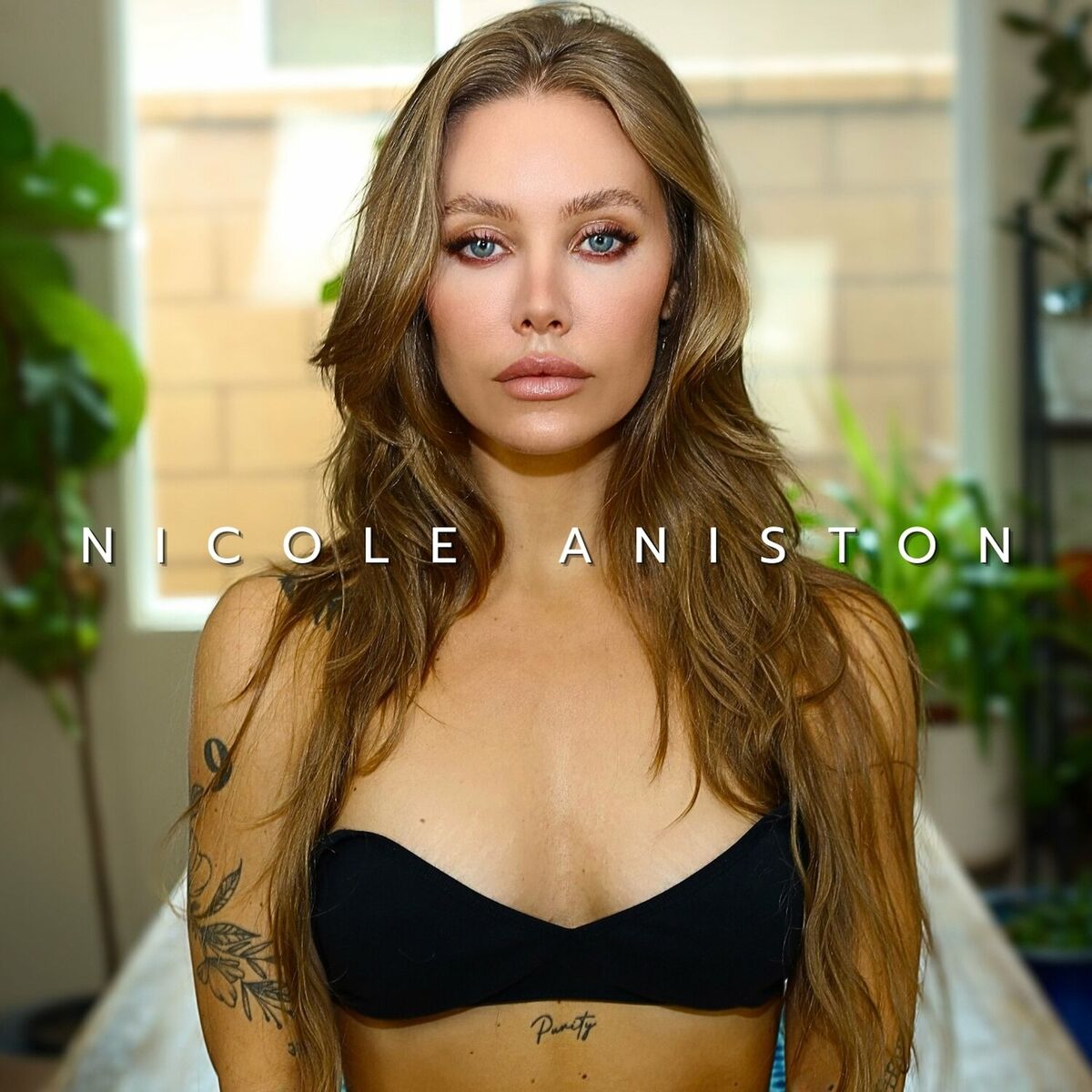 Nicole Aniston: albums, songs, playlists | Listen on Deezer