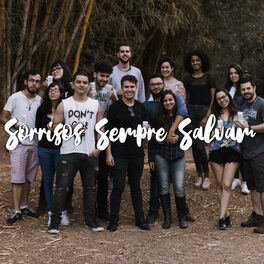 Album cover of Sorrisos Sempre Salvam