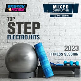 Album cover of Top Step Electro Hits 2023 Fitness Session (15 Tracks Non-Stop Mixed Compilation For Fitness & Workout - 132 Bpm / 32 Count)