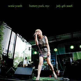 Album picture of Bull In The Heather (Battery Park, NYC: July 4th 2008)
