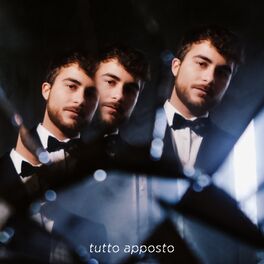 Album cover of tutto apposto