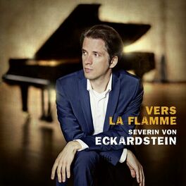 Album cover of Vers la flamme: Works by Beethoven, Messiaen, Scriabin, Strauss