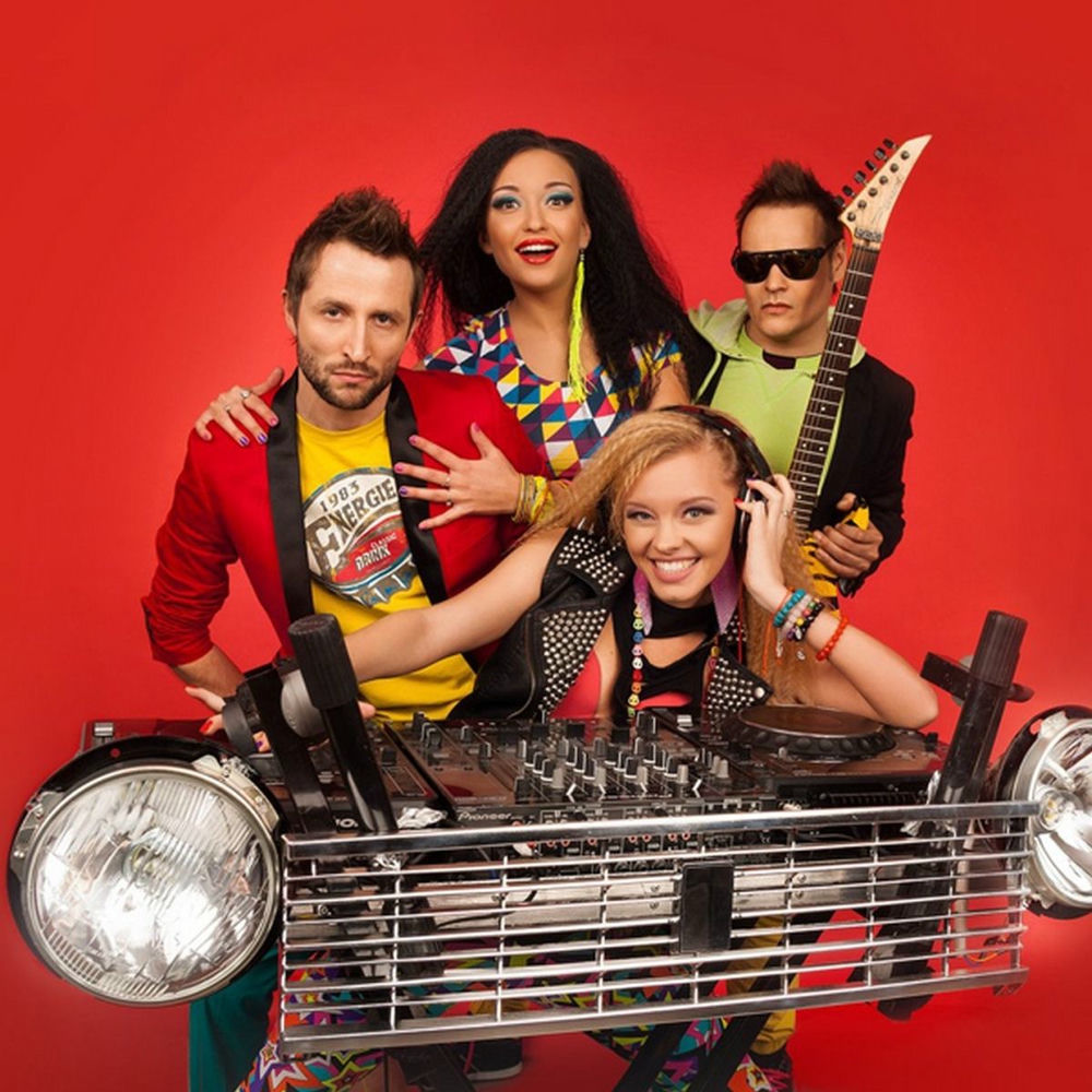 Еду за солярой. Песня еду за соляркой. Еду за солярой. Песня еду за соляркой. Песня еду за соляркой.