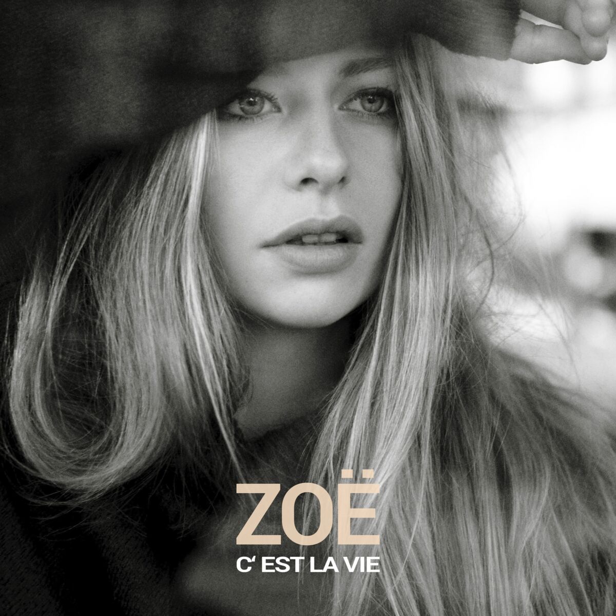 ZOE: albums, songs, playlists | Listen on Deezer