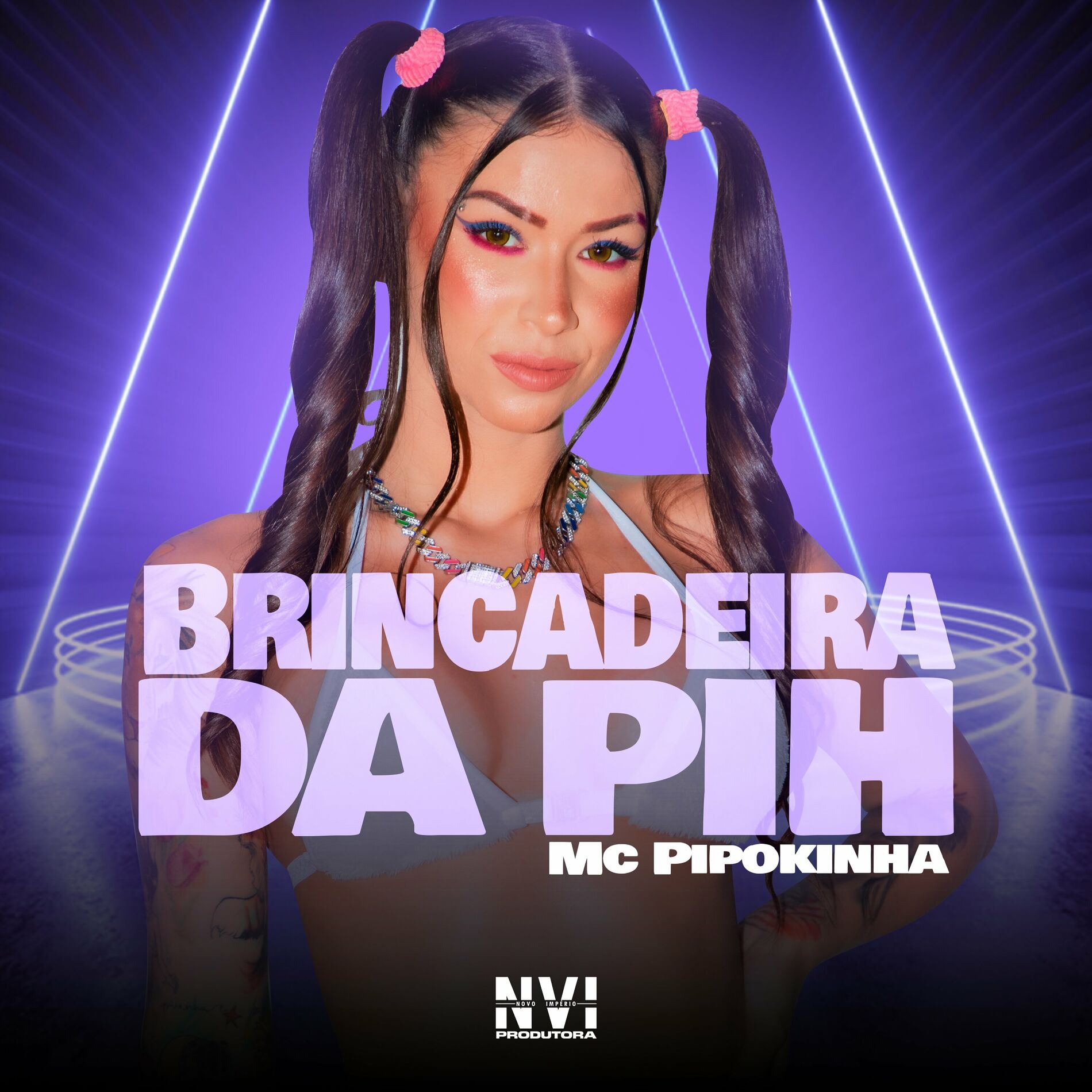 MC Pipokinha: album, låtar, spellistor | Lyssna i Deezer